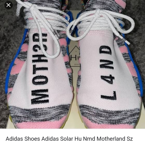 Adidas x Pharrellflash